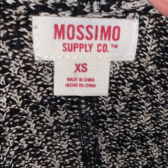 Mossimo Supply Co cardigan sweater. Size xs - Picture 8 of 8